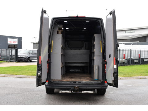 MAN TGE 2.180 2.0 L3H3 Black Edition Adaptieve Cruise, Camera, Carplay, LED, Clima, Stoelverwarming, Multimedia, 177pk, Automaat, Trekhaak, Uniek!