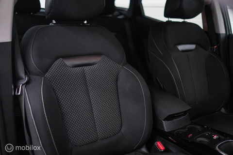 Renault Kadjar 1.2 TCe Intens Automaat | Trekhaak | LED | Camera | Clima | Cruise |