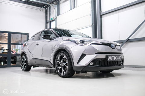 Toyota C-HR 1.8 Hybrid Bi-Tone Plus | Camera | Stoel + stuurwiel verwarming | Dealer OH | LED | DAB |