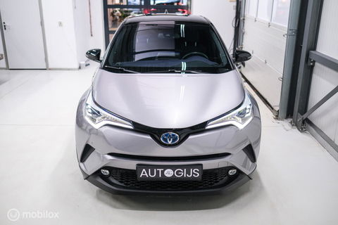 Toyota C-HR 1.8 Hybrid Bi-Tone Plus | Camera | Stoel + stuurwiel verwarming | Dealer OH | LED | DAB |