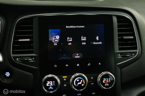 Renault Mégane Estate 1.3 TCe Business Zen | Trekhaak | Camera | LED | Cruise | Clima | Zeer nette auto |