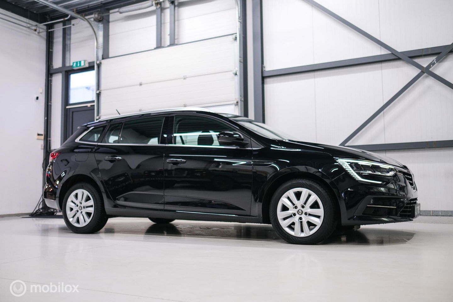 Renault Mégane Estate 1.3 TCe Business Zen | Trekhaak | Camera | LED | Cruise | Clima | Zeer nette auto |