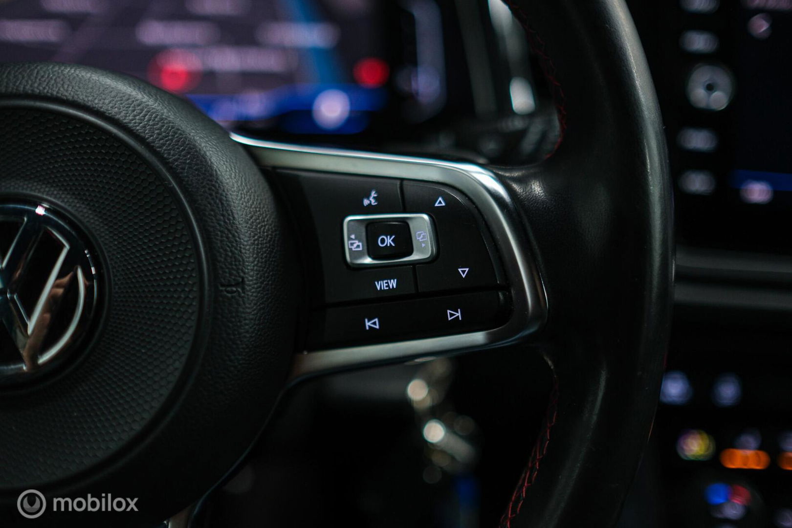 Volkswagen T-Roc 1.5 TSI Sport | Virtual cockpit | Adaptive | Camera | Sportstoelen | schakelflippers | Stoelverwarming | LED |