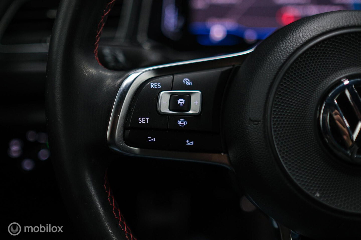 Volkswagen T-Roc 1.5 TSI Sport | Virtual cockpit | Adaptive | Camera | Sportstoelen | schakelflippers | Stoelverwarming | LED |