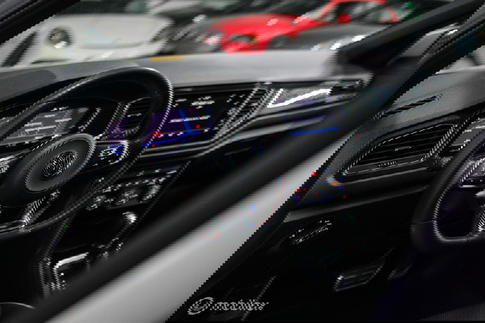 Volkswagen T-Roc 1.5 TSI Sport | Virtual cockpit | Adaptive | Camera | Sportstoelen | schakelflippers | Stoelverwarming | LED |