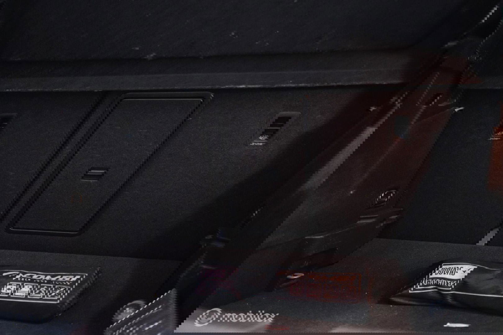 Volkswagen T-Roc 1.5 TSI Sport | Virtual cockpit | Adaptive | Camera | Sportstoelen | schakelflippers | Stoelverwarming | LED |