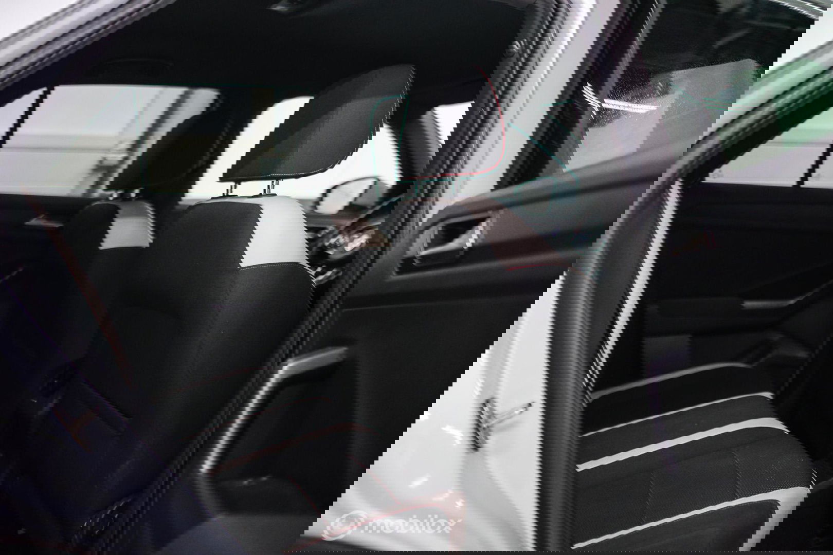 Volkswagen T-Roc 1.5 TSI Sport | Virtual cockpit | Adaptive | Camera | Sportstoelen | schakelflippers | Stoelverwarming | LED |