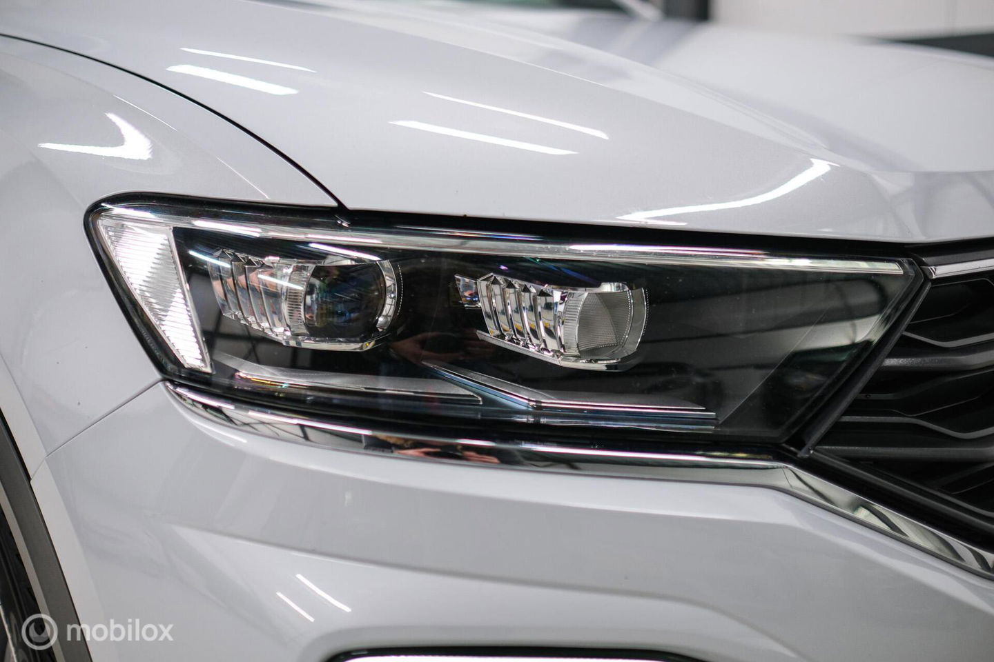 Volkswagen T-Roc 1.5 TSI Sport | Virtual cockpit | Adaptive | Camera | Sportstoelen | schakelflippers | Stoelverwarming | LED |