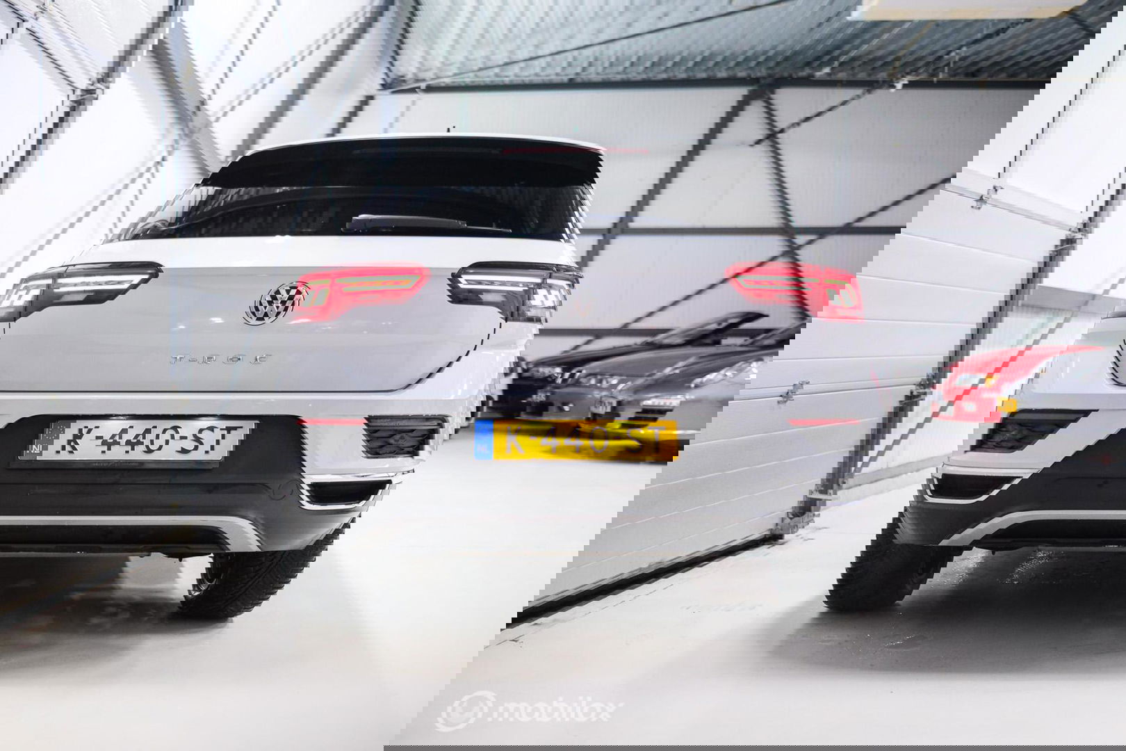 Volkswagen T-Roc 1.5 TSI Sport | Virtual cockpit | Adaptive | Camera | Sportstoelen | schakelflippers | Stoelverwarming | LED |