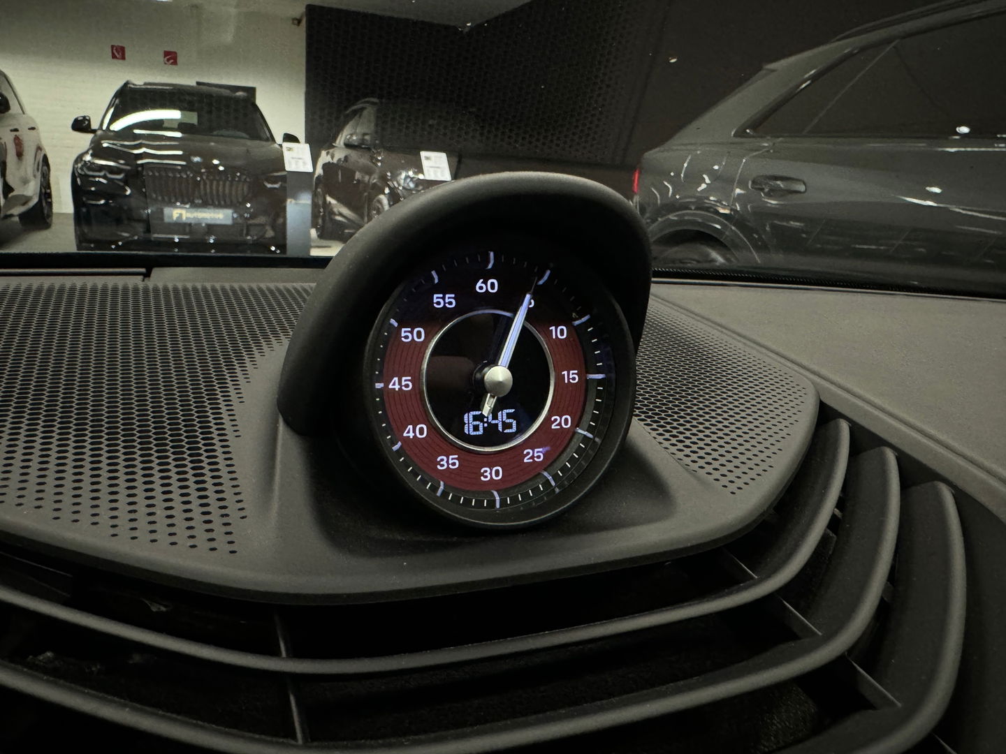 Porsche Taycan Turbo S 93 kWh Ceramic|Pano|Burmester|Carbon