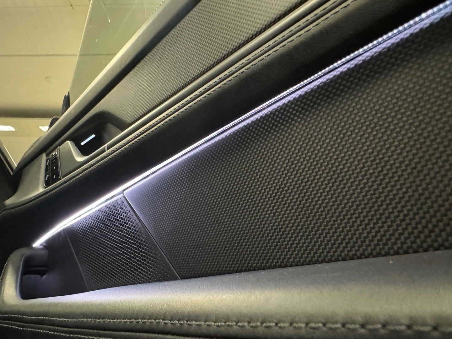 Porsche Taycan Turbo S 93 kWh Ceramic|Pano|Burmester|Carbon