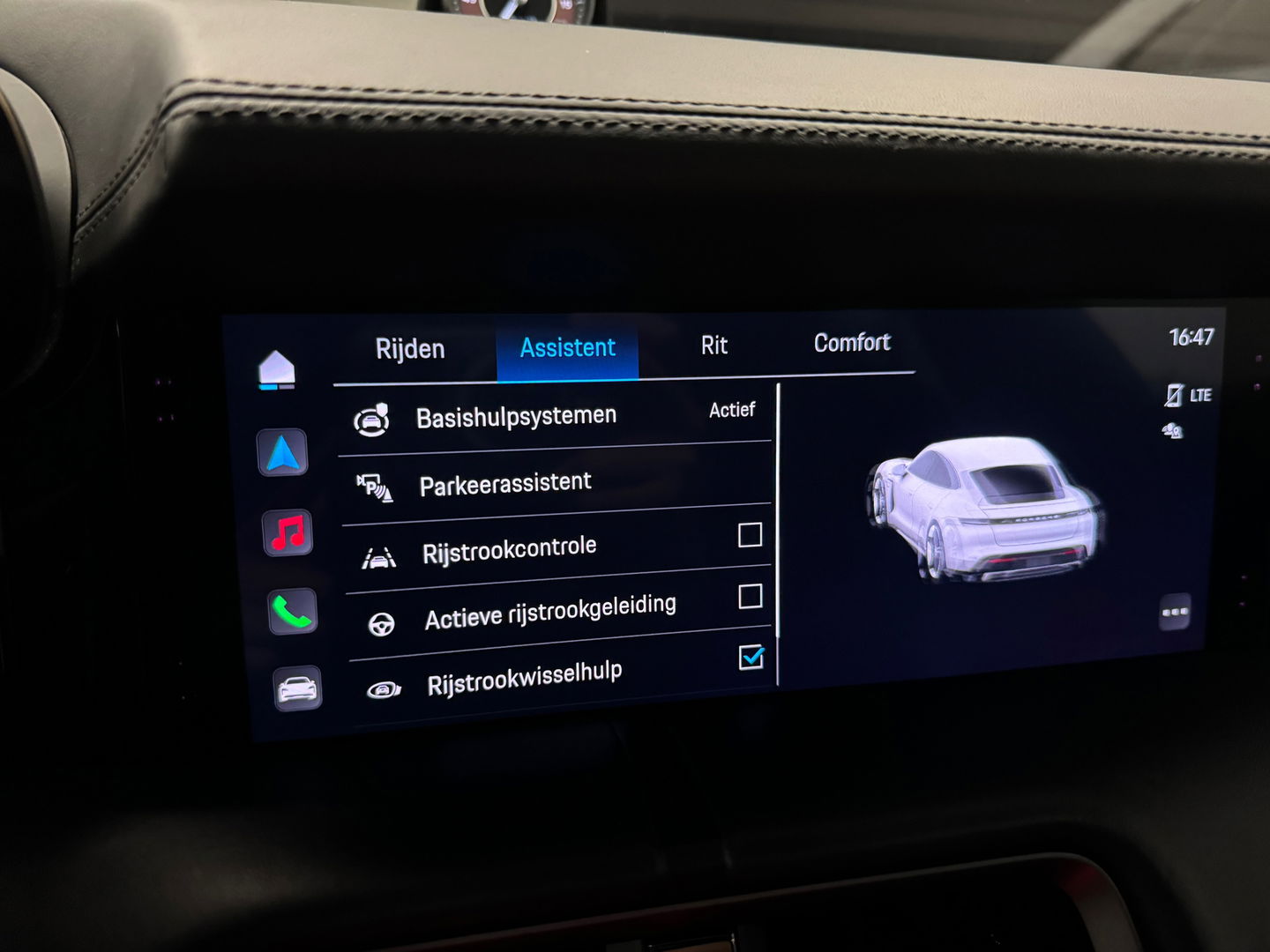 Porsche Taycan Turbo S 93 kWh Ceramic|Pano|Burmester|Carbon