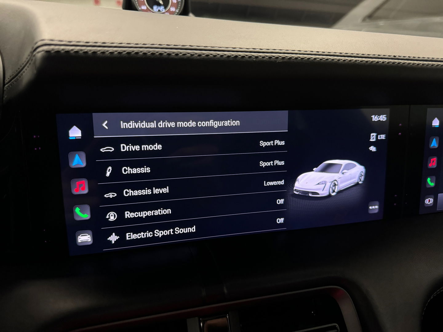 Porsche Taycan Turbo S 93 kWh Ceramic|Pano|Burmester|Carbon