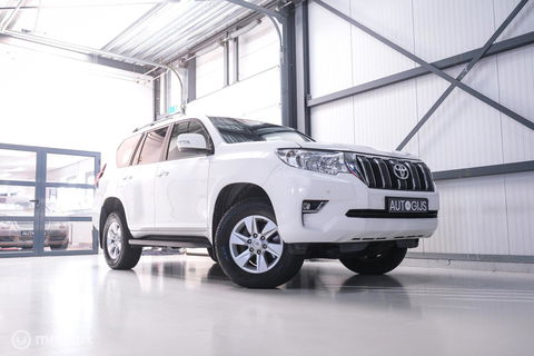 Toyota Land Cruiser 2.7 Dual VVT-i 4WD 160 pk Benzine | Grijs kenteken | Camera | LED | Stoelverwarming | BTW auto |
