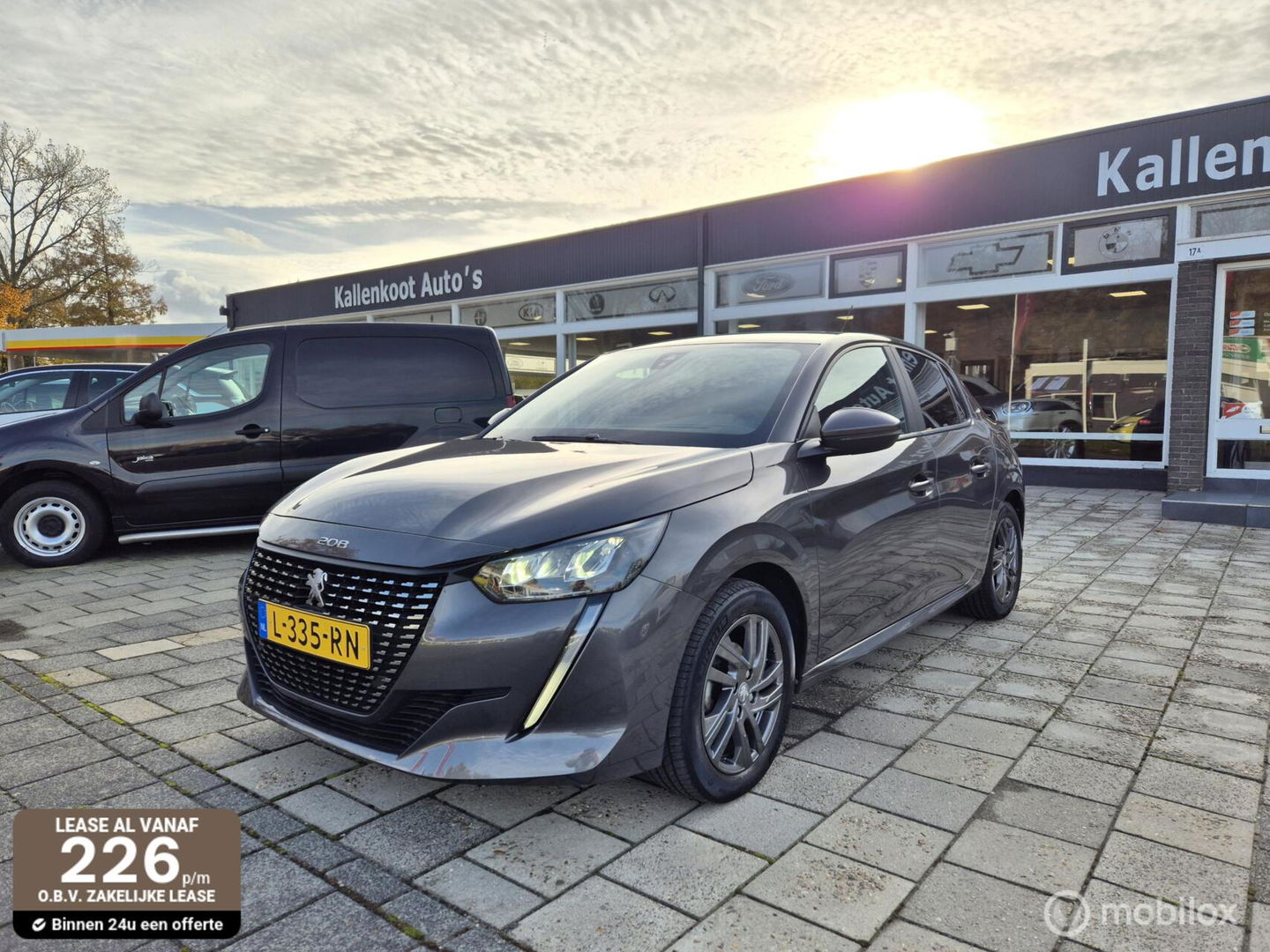 Peugeot 208 1.2 PureTech Blue Lease Active, Trekhaak, Navi