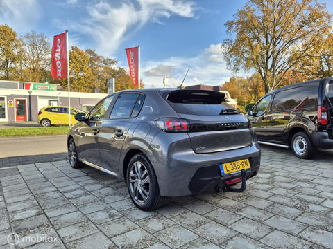 Peugeot 208 1.2 PureTech Blue Lease Active, Trekhaak, Navi