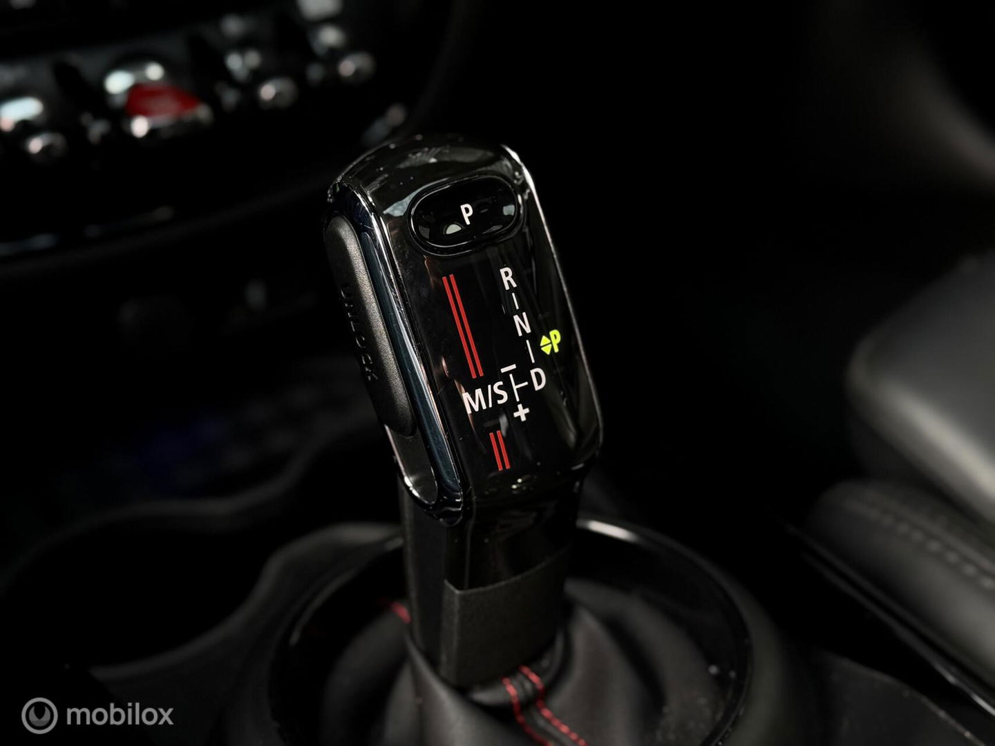 MINI Clubman 2.0 JCW ALL4 Chili | Pano | HUD | Harman Kardon