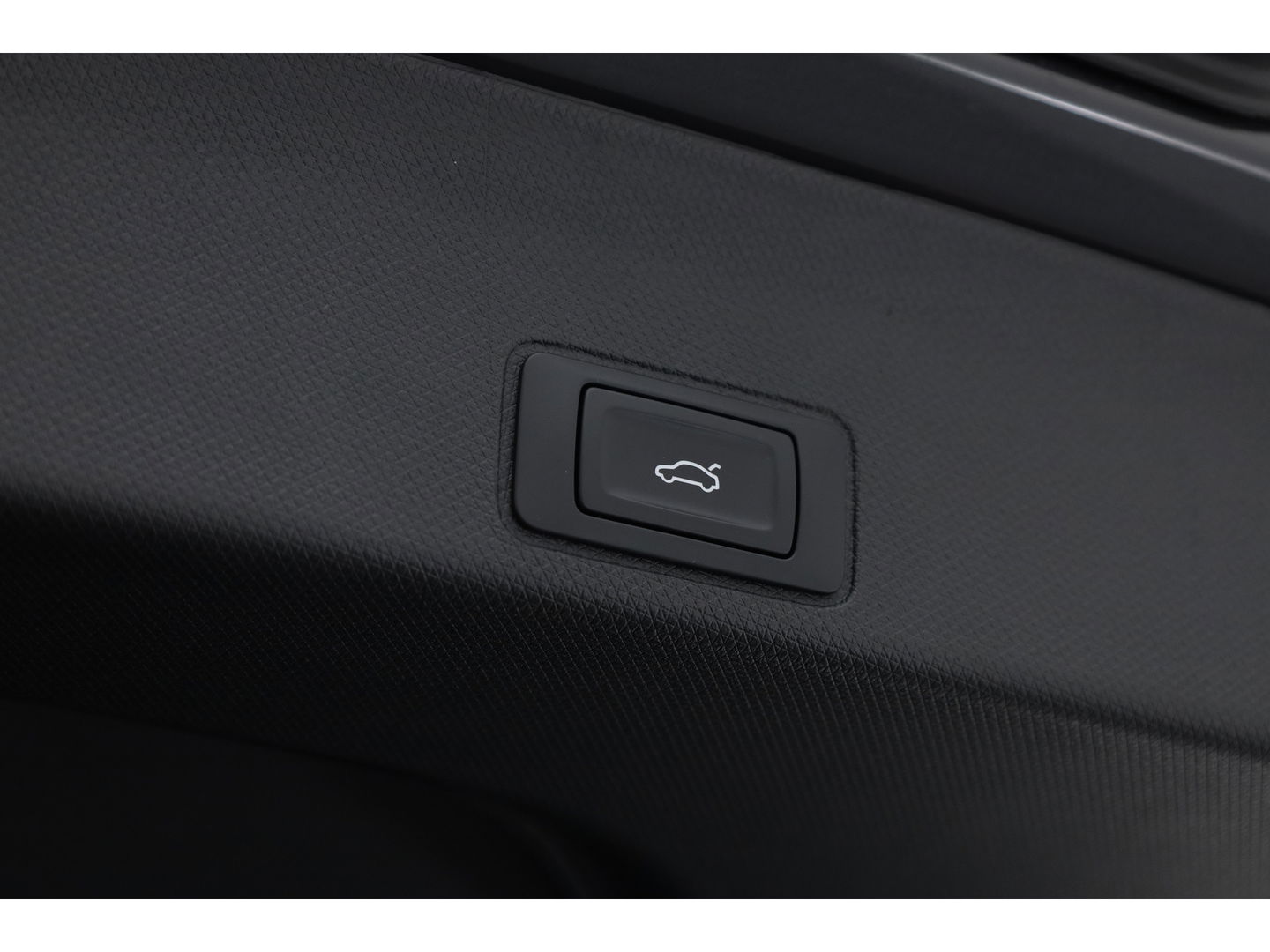 CUPRA Terramar 1.5 eTSI | DCC | Matrix LED | HUD | 360cam | Sportstuur | Elek. Stoelen | Adapt. Cruise