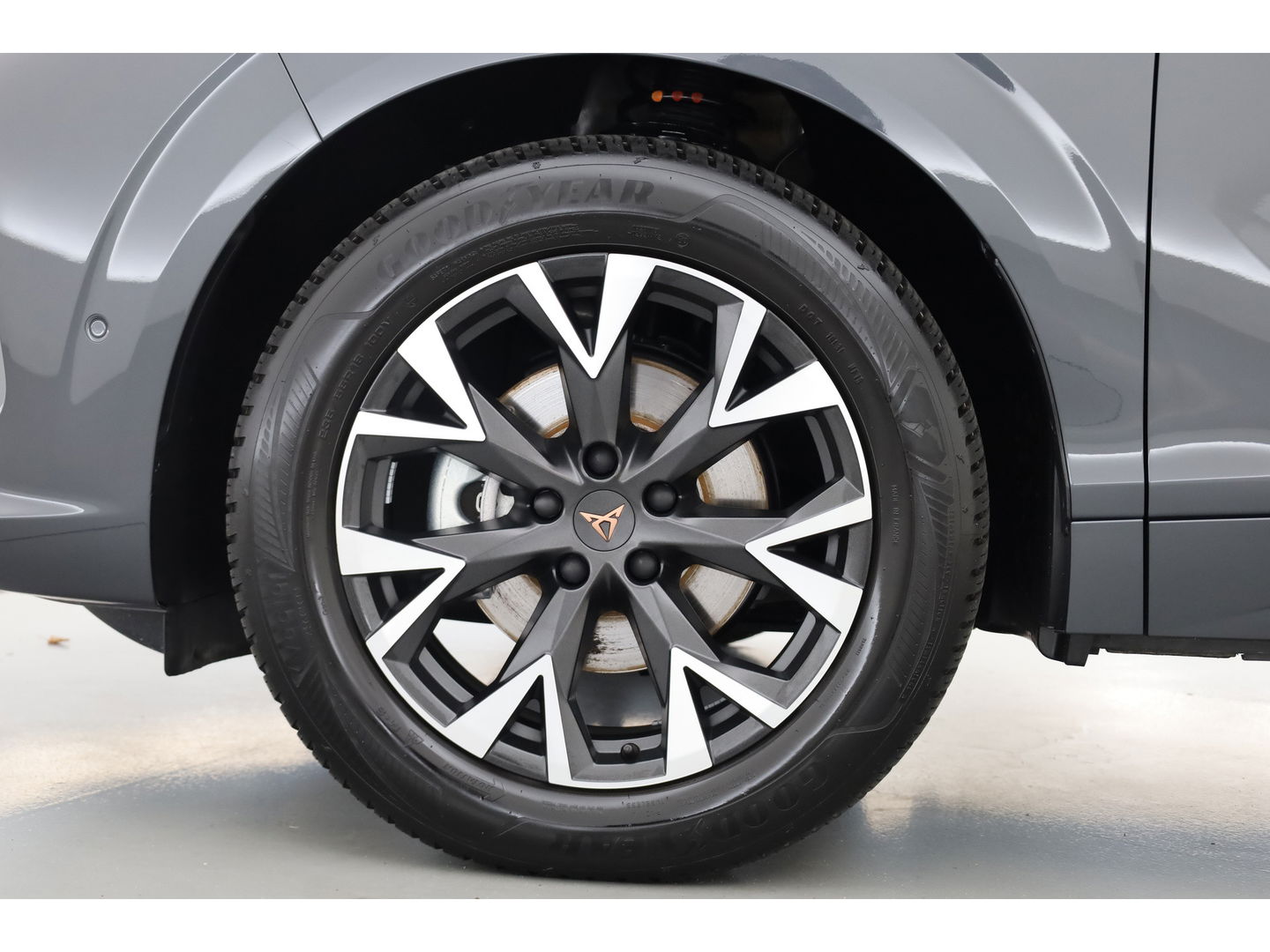 CUPRA Terramar 1.5 eTSI | DCC | Matrix LED | HUD | 360cam | Sportstuur | Elek. Stoelen | Adapt. Cruise