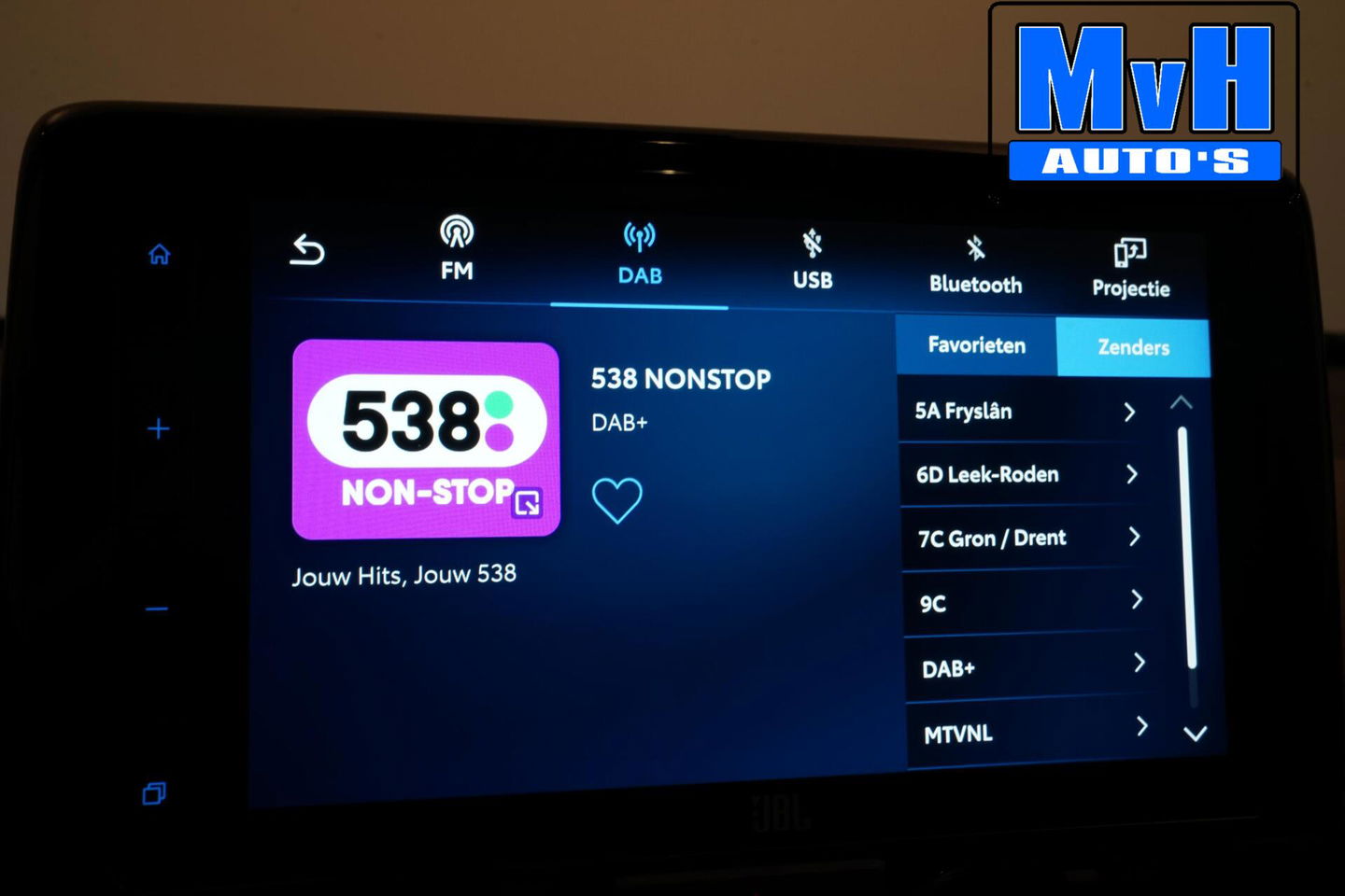 Toyota Yaris Cross 1.5 Hybrid Executive|PANO|JBL|LEER|TREKHAAK