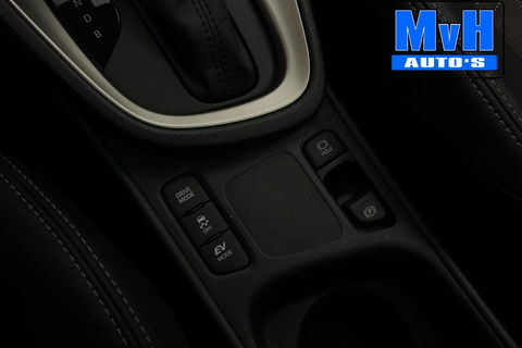 Toyota Yaris Cross 1.5 Hybrid Executive|PANO|JBL|LEER|TREKHAAK