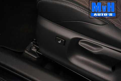 Toyota Yaris Cross 1.5 Hybrid Executive|PANO|JBL|LEER|TREKHAAK