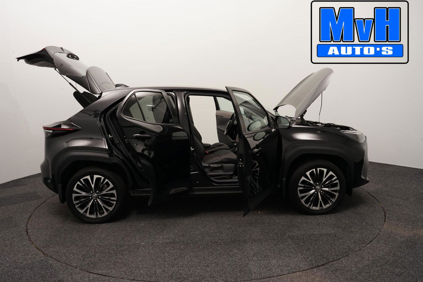 Toyota Yaris Cross 1.5 Hybrid Executive|PANO|JBL|LEER|TREKHAAK