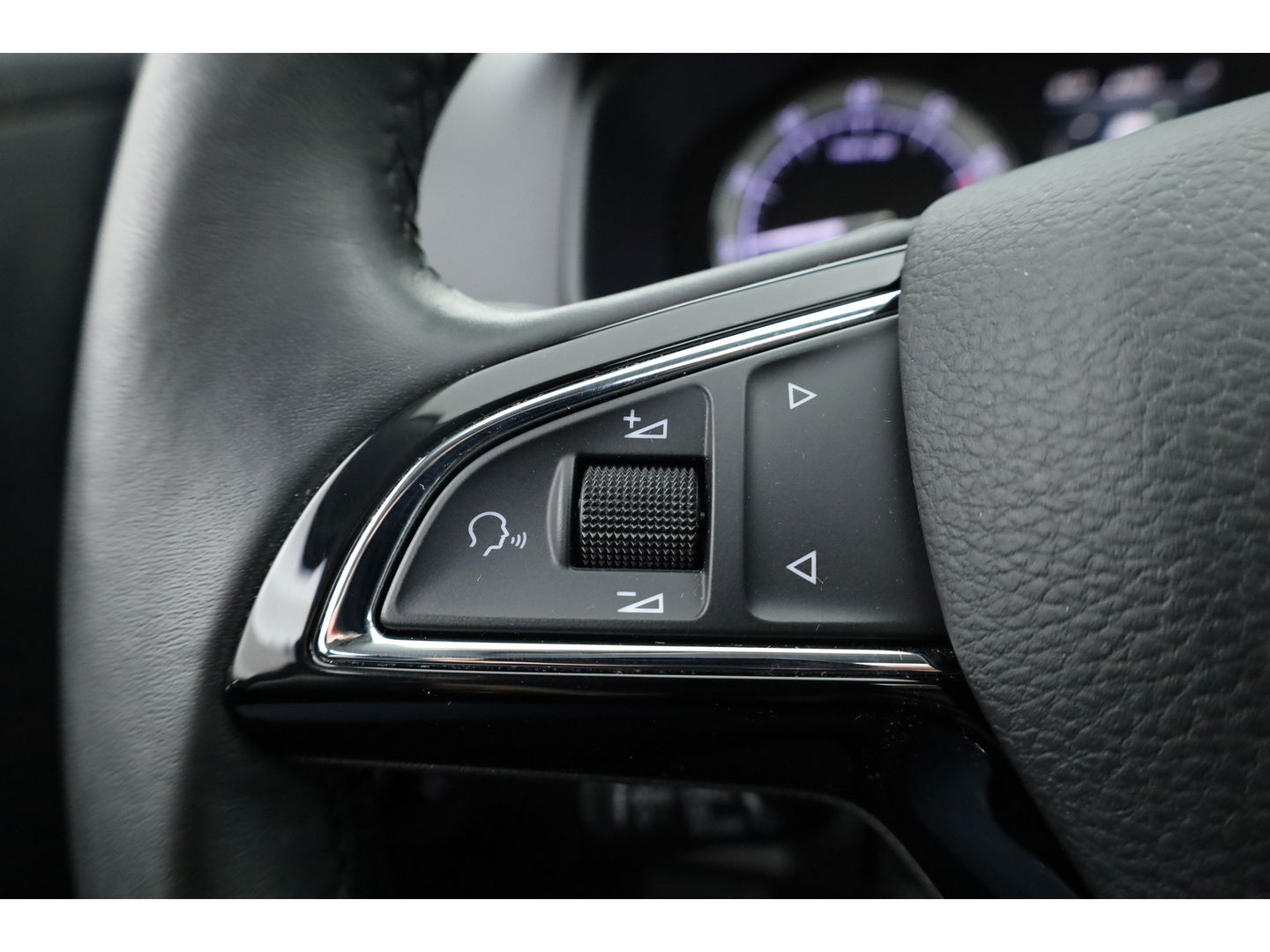 Škoda Karoq 1.5 TSI ACT DSG Style | Pano | Elek. Trekhaak | CarPlay | Keyless | Adapt. Cruise Nakijken!