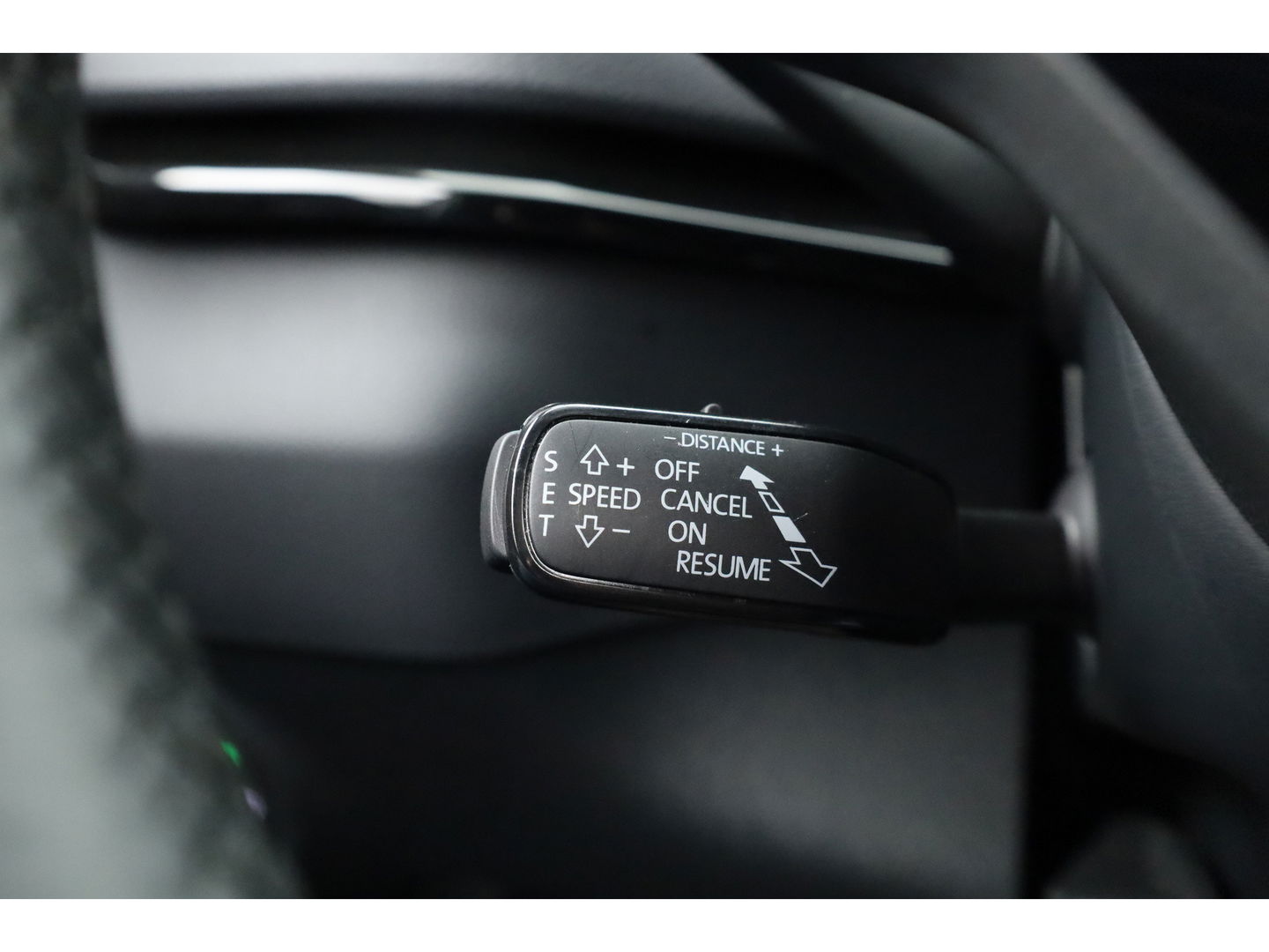 Škoda Karoq 1.5 TSI ACT DSG Style | Pano | Elek. Trekhaak | CarPlay | Keyless | Adapt. Cruise Nakijken!