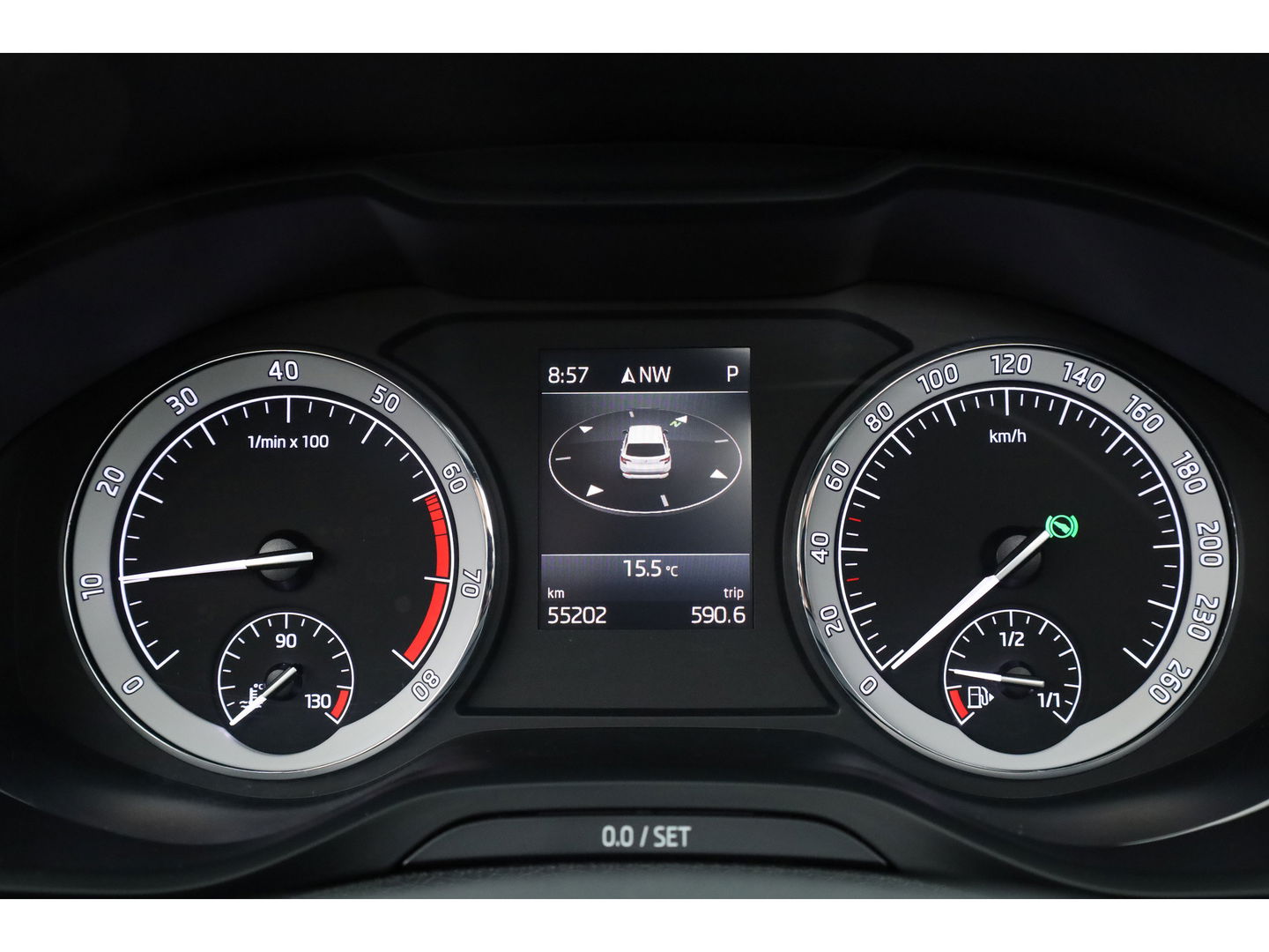 Škoda Karoq 1.5 TSI ACT DSG Style | Pano | Elek. Trekhaak | CarPlay | Keyless | Adapt. Cruise Nakijken!