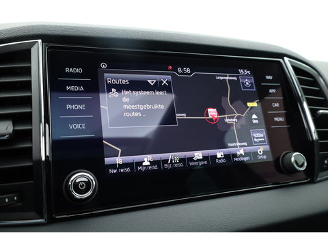 Škoda Karoq 1.5 TSI ACT DSG Style | Pano | Elek. Trekhaak | CarPlay | Keyless | Adapt. Cruise Nakijken!