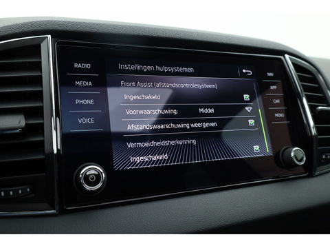 Škoda Karoq 1.5 TSI ACT DSG Style | Pano | Elek. Trekhaak | CarPlay | Keyless | Adapt. Cruise Nakijken!