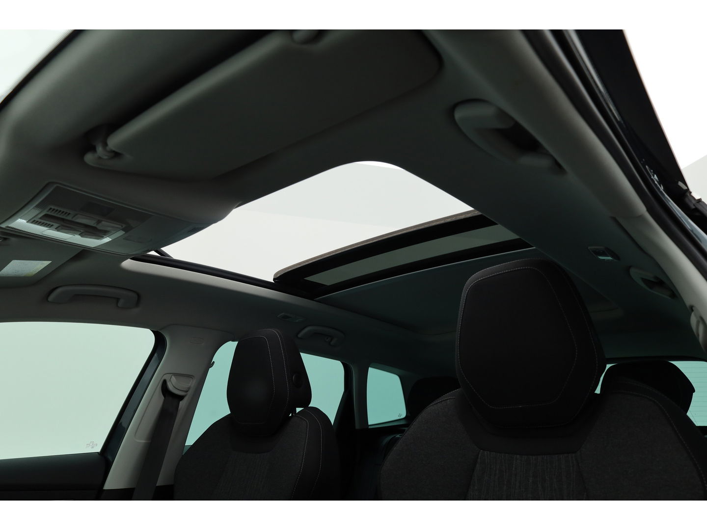 Škoda Karoq 1.5 TSI ACT DSG Style | Pano | Elek. Trekhaak | CarPlay | Keyless | Adapt. Cruise Nakijken!