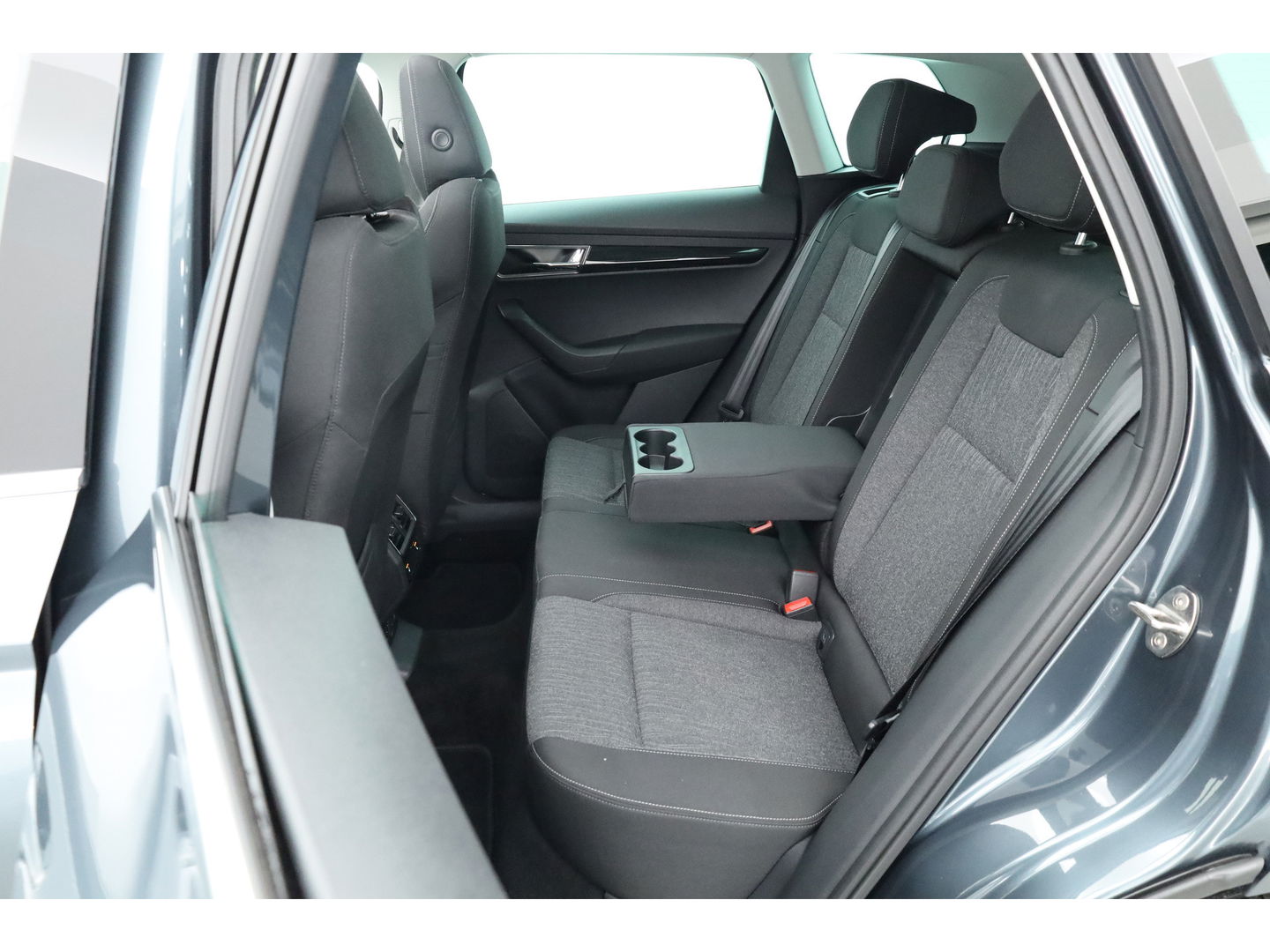 Škoda Karoq 1.5 TSI ACT DSG Style | Pano | Elek. Trekhaak | CarPlay | Keyless | Adapt. Cruise Nakijken!