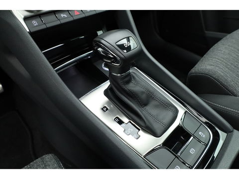 Škoda Karoq 1.5 TSI ACT DSG Style | Pano | Elek. Trekhaak | CarPlay | Keyless | Adapt. Cruise Nakijken!