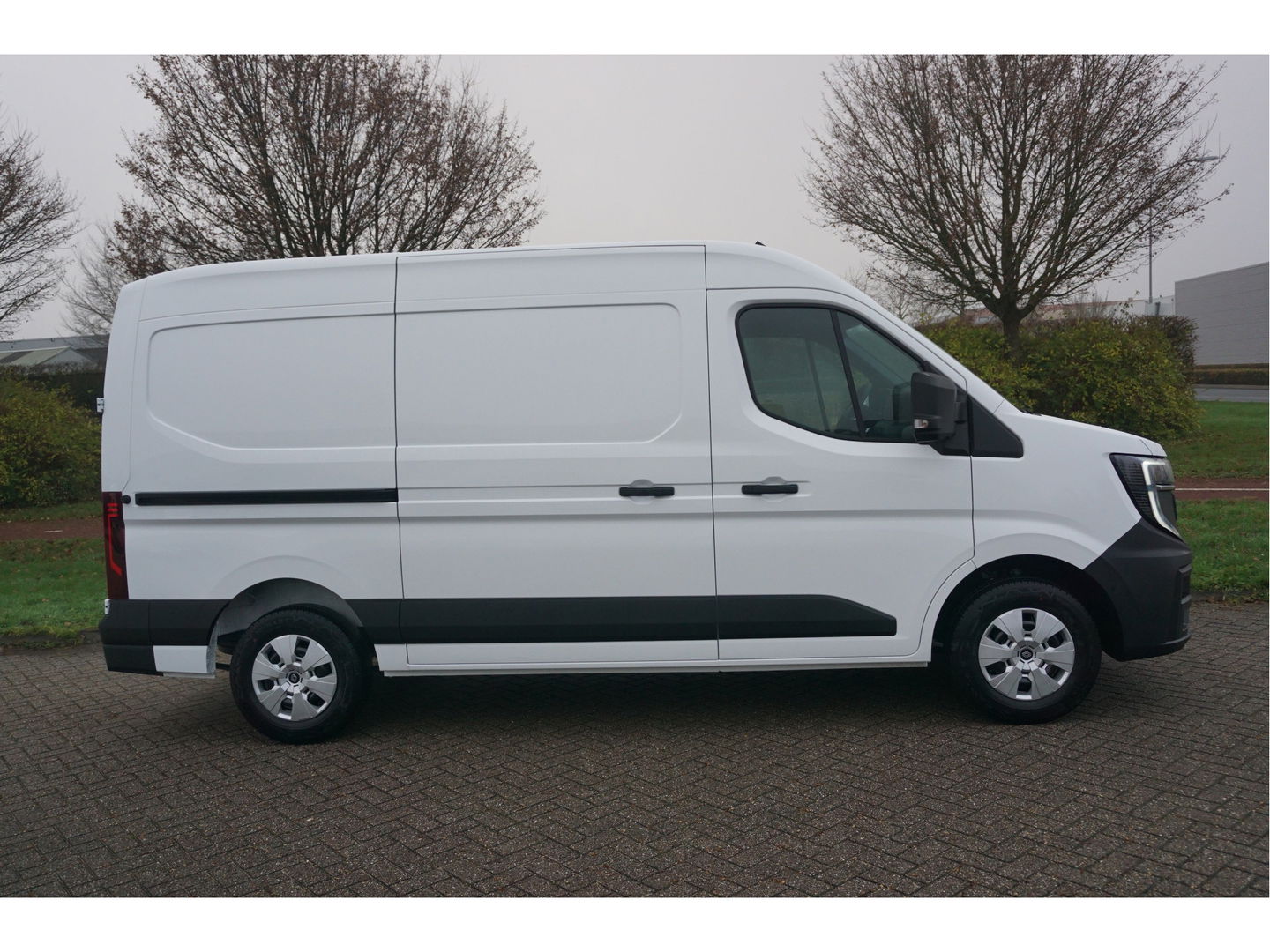Renault Master T35 170PK L2H2 BPM VRIJ!! 10" R-Link Navi, Camera, LED, 270° Deur!!!! NR. 965