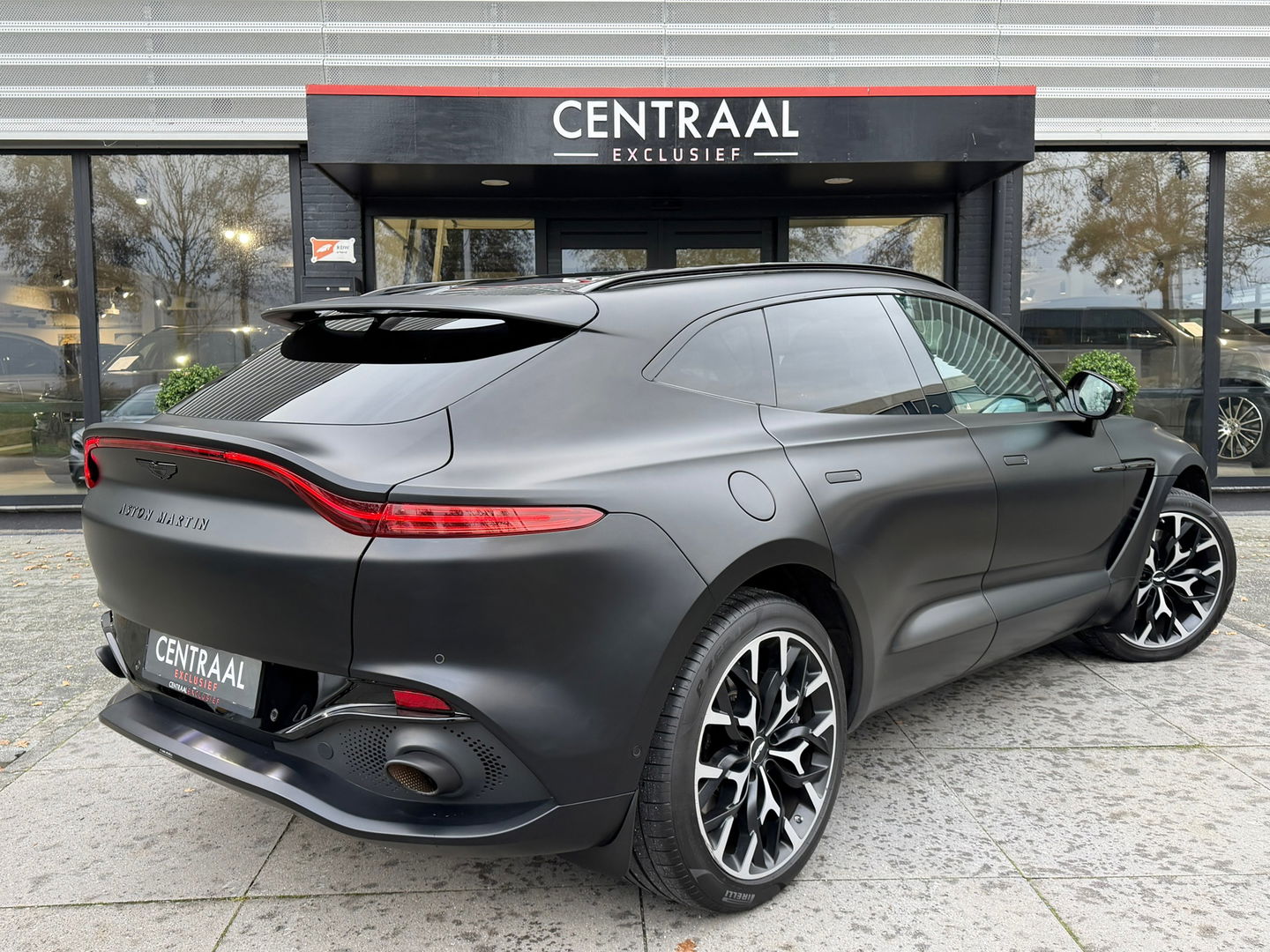 Aston Martin Dbx 4.0 V8|Pano|Memory|Leder|ACC|Luchtvering|551PK