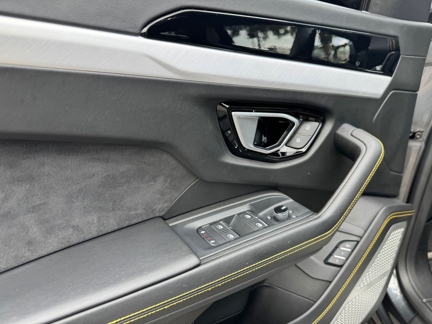 Lamborghini Urus 4.0 V8|Pano|Keramisch|B&O|Massage|Luchtvering|360Camera|ACC|Leder|650PK