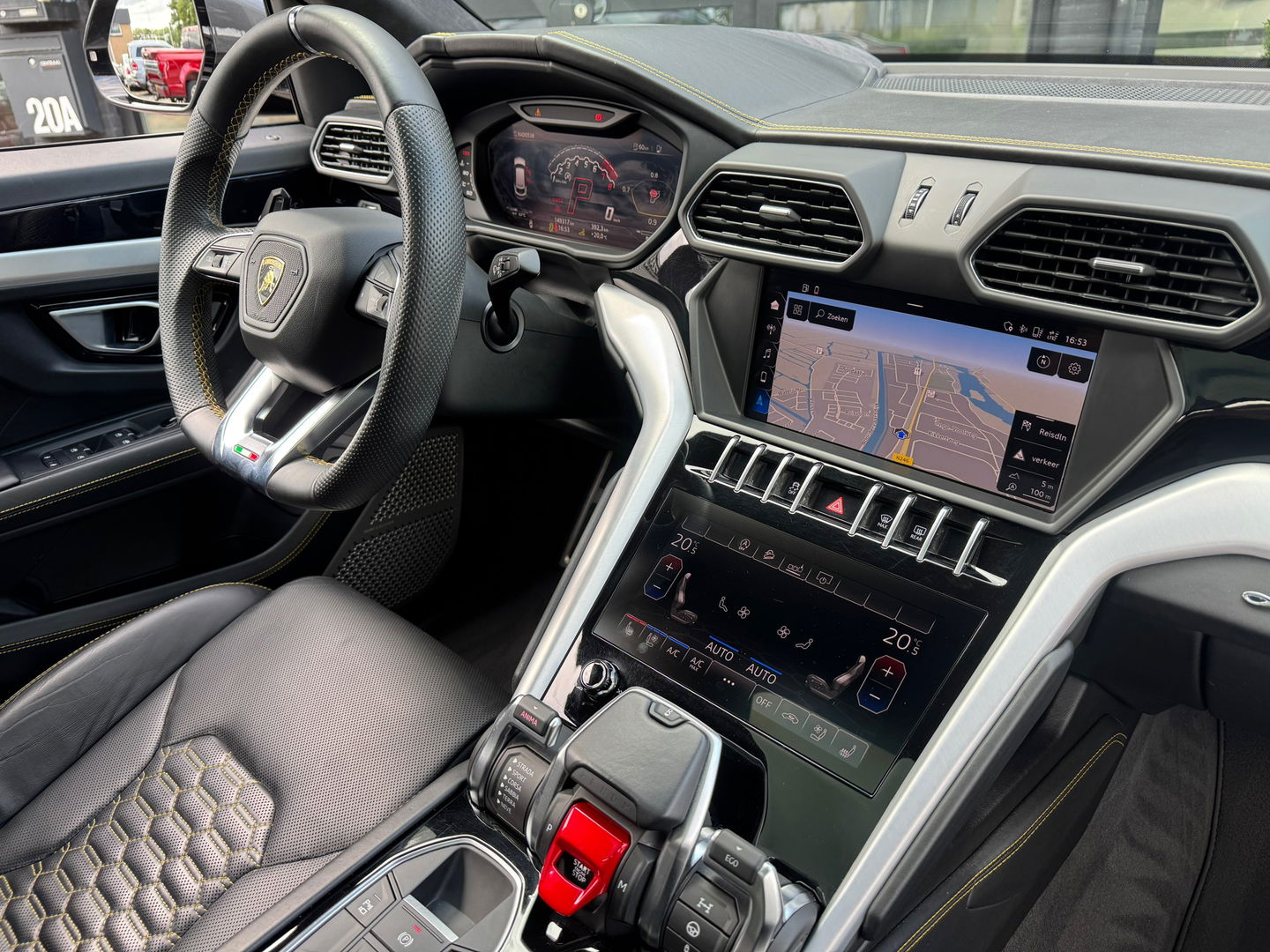 Lamborghini Urus 4.0 V8|Pano|Keramisch|B&O|Massage|Luchtvering|360Camera|ACC|Leder|650PK