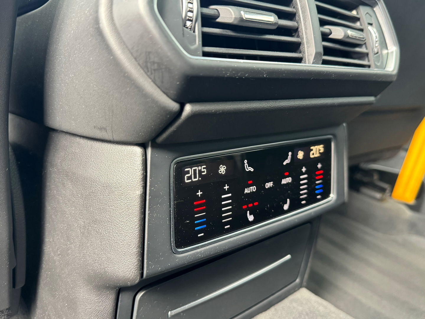 Lamborghini Urus 4.0 V8|Pano|Keramisch|B&O|Massage|Luchtvering|360Camera|ACC|Leder|650PK