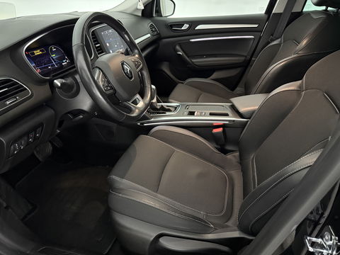 Renault Mégane 1.6 e-Tech Plug-in Intens | Adap. Cruise | Virtual | Sfeer | HuD | Stoel/Stuur verw. | Camera | Carplay | Keyless