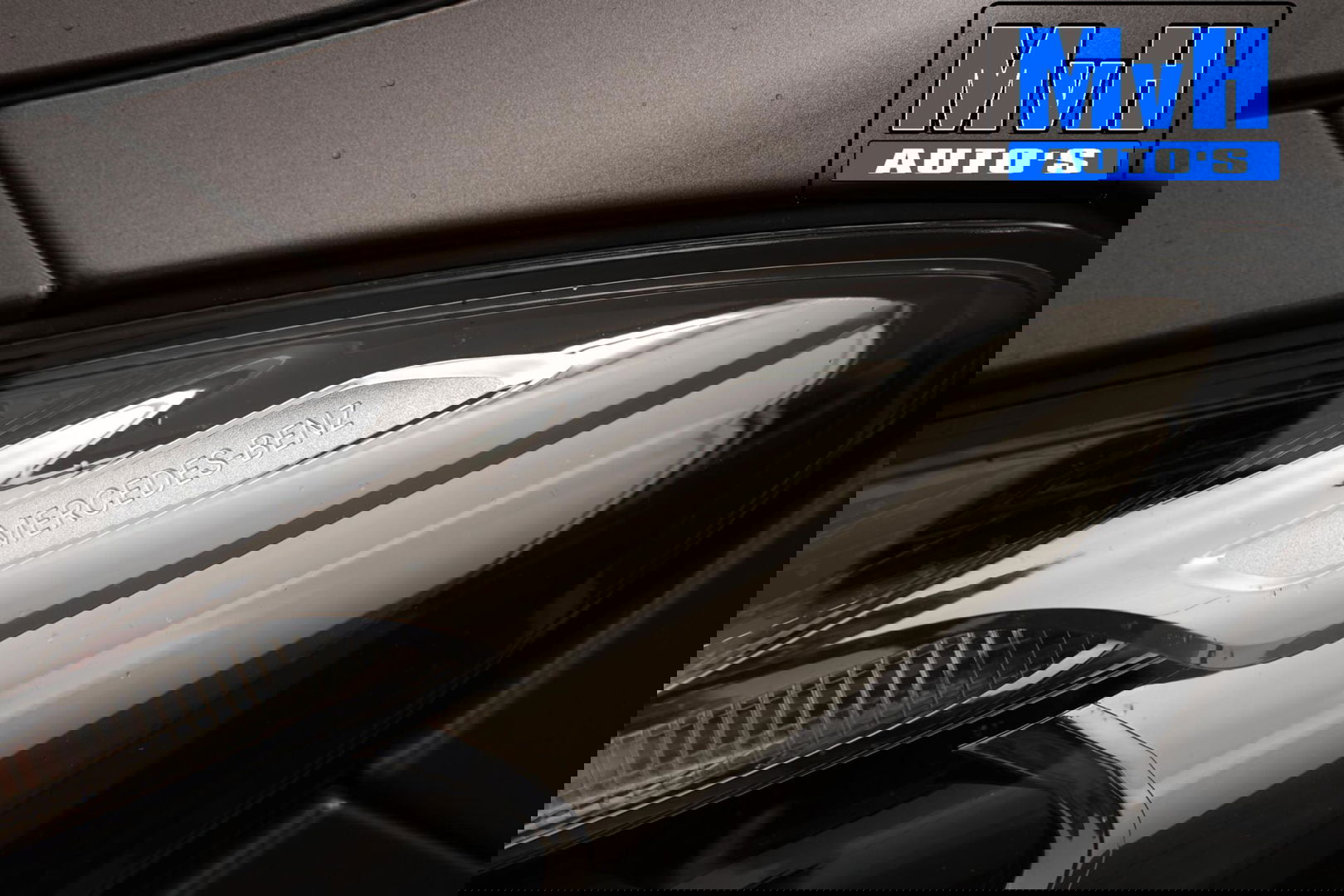 Mercedes-Benz CLA Shooting Brake 180 AMG|TREKH|CARPLAY|LED