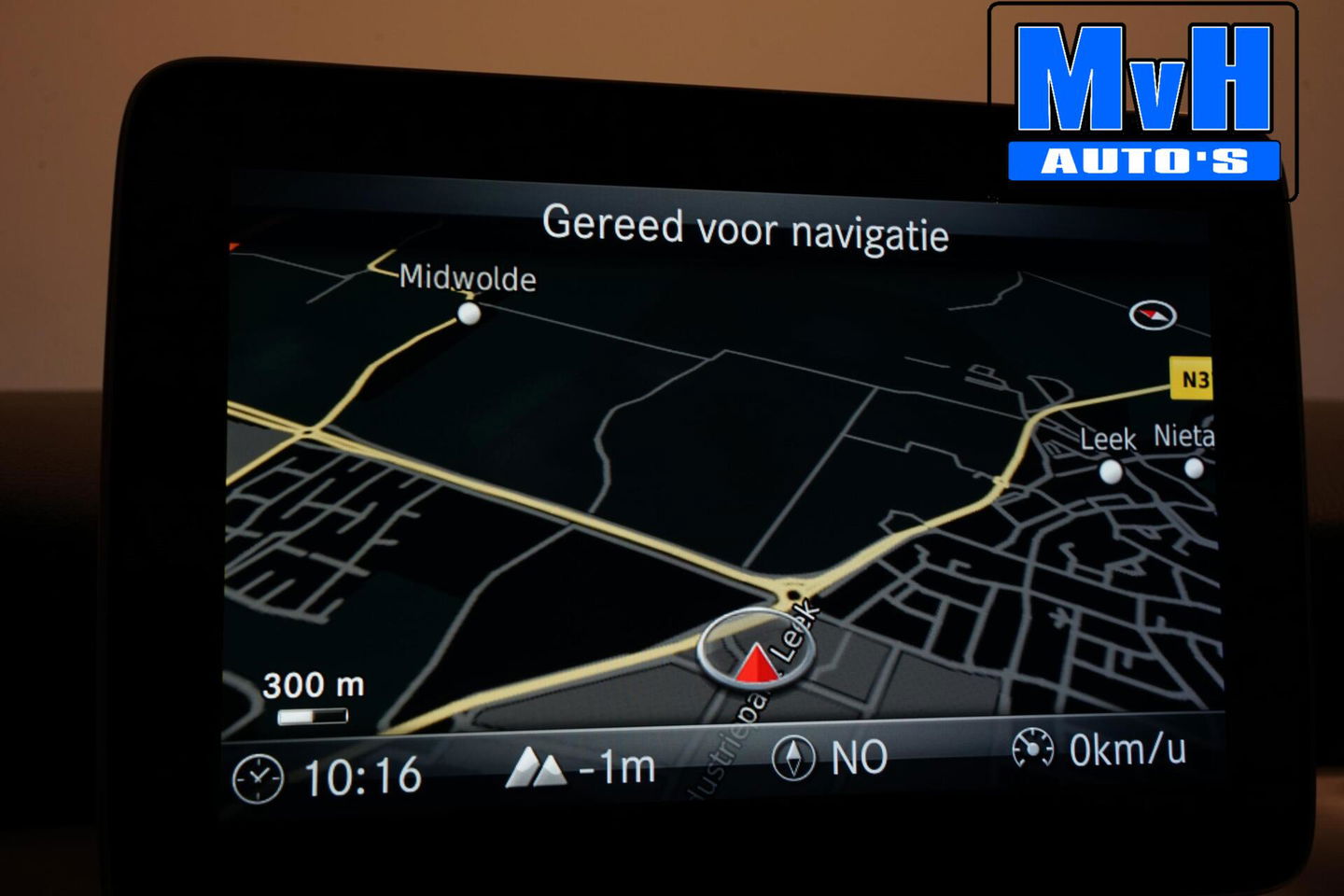 Mercedes-Benz CLA Shooting Brake 180 AMG|TREKH|CARPLAY|LED