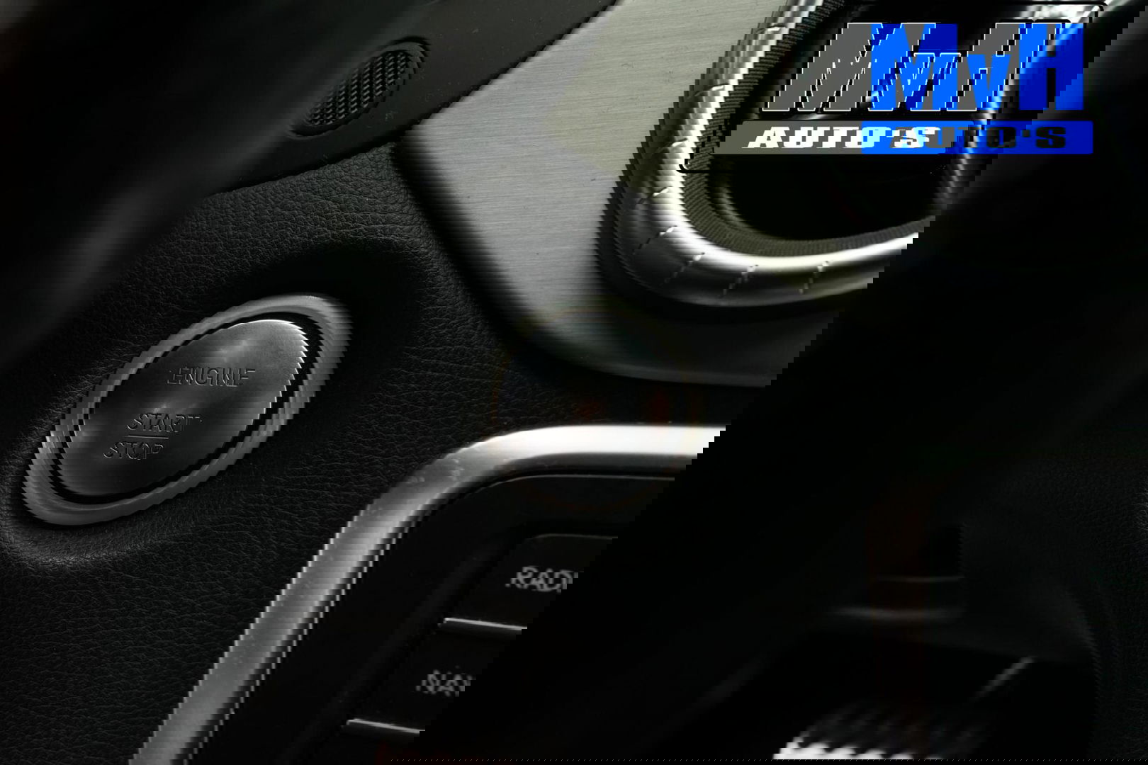 Mercedes-Benz CLA Shooting Brake 180 AMG|TREKH|CARPLAY|LED