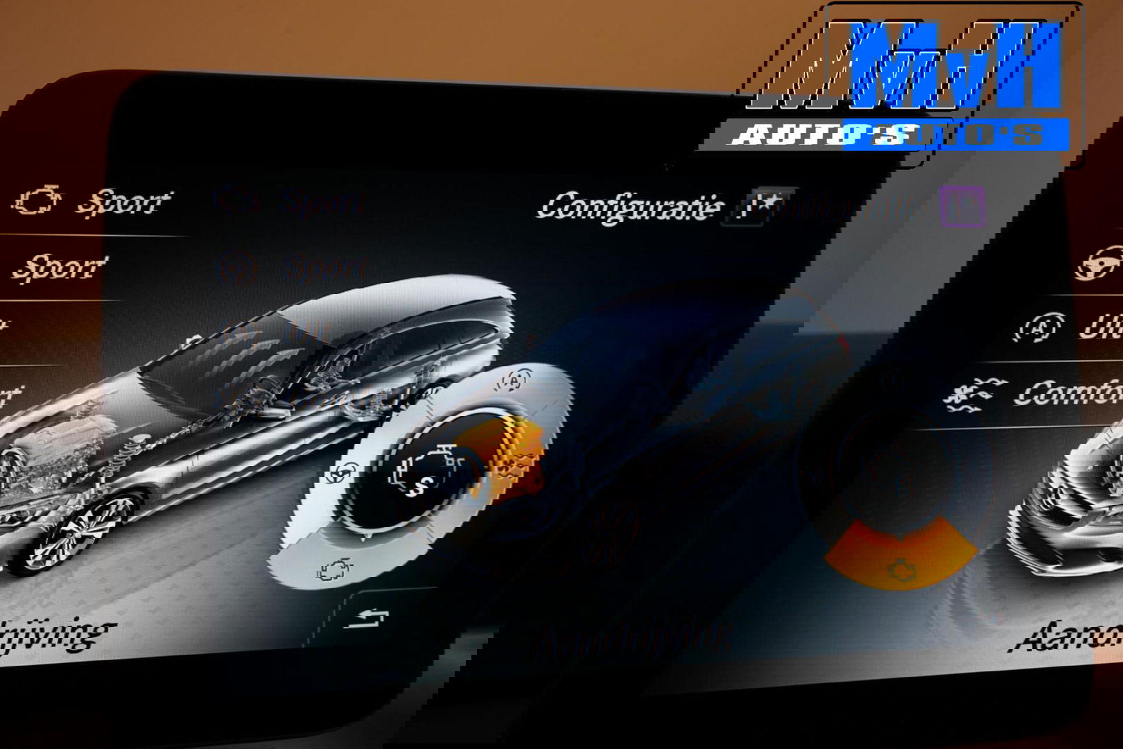 Mercedes-Benz CLA Shooting Brake 180 AMG|TREKH|CARPLAY|LED