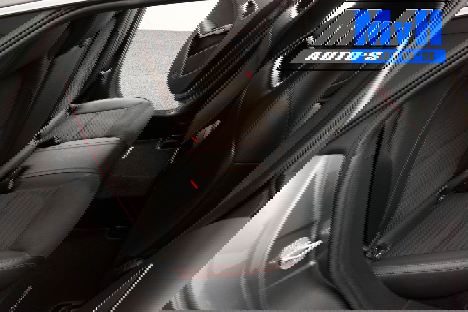 Mercedes-Benz CLA Shooting Brake 180 AMG|TREKH|CARPLAY|LED