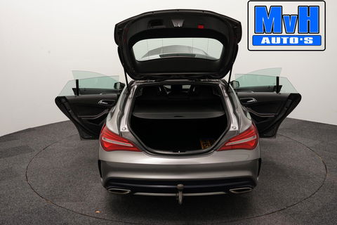 Mercedes-Benz CLA Shooting Brake 180 AMG|TREKH|CARPLAY|LED