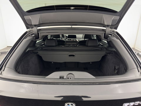 BMW 5 Serie Touring 530d High Executive Aut. *PANO | LUXURY-LEATHER | FULL-LED | MEMORY-PACK | TOP-VIEW | HEATED-COMFORTSEATS | NAVI-FULLMAP | PRIVACY-GLASS | AMBIENT-LIGHT | ECC | PDC | 20''ALU*