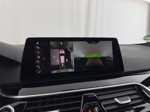 BMW 5 Serie Touring 530d High Executive Aut. *PANO | LUXURY-LEATHER | FULL-LED | MEMORY-PACK | TOP-VIEW | HEATED-COMFORTSEATS | NAVI-FULLMAP | PRIVACY-GLASS | AMBIENT-LIGHT | ECC | PDC | 20''ALU*