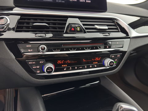 BMW 5 Serie Touring 530d High Executive Aut. *PANO | LUXURY-LEATHER | FULL-LED | MEMORY-PACK | TOP-VIEW | HEATED-COMFORTSEATS | NAVI-FULLMAP | PRIVACY-GLASS | AMBIENT-LIGHT | ECC | PDC | 20''ALU*